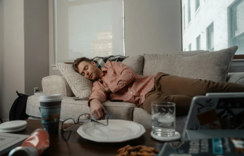 Is sleep more important than diet?